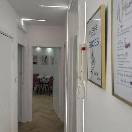 The Upper Tooting Beauty - 2bed Ground Floor Flat