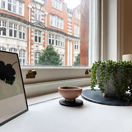 Apartment Theo's 2 Bedroom In London