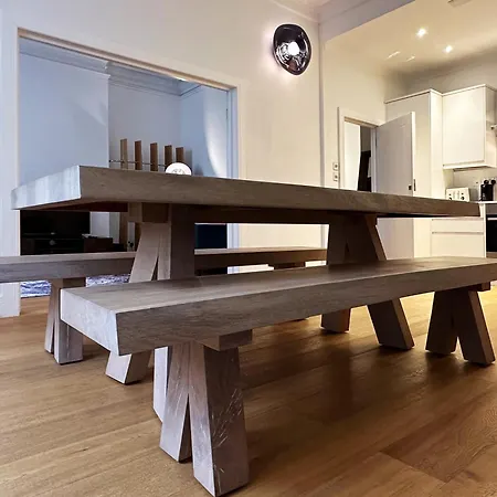 Theo's 2 Bedroom In London