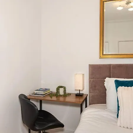 Discover 2 Bedroom In Kensington London