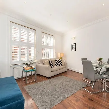 Discover 2 Bedroom In Kensington * London