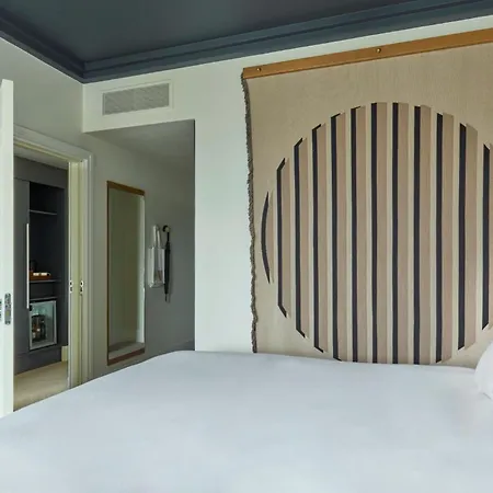 One Hundred Shoreditch 4*