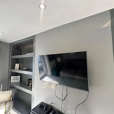 Apartment Location In - Kings Road 3-bed With Terrace, Ac & Netflix