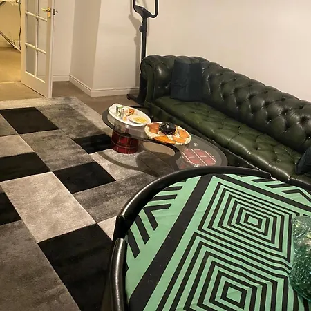 The Right Place. A Fabulous/cozy Double Homestay London