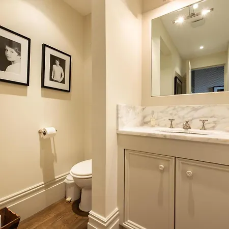 Apartment History - 3 Bedrooms In Kensington