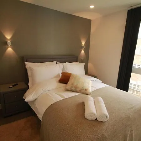 Ft6 Penthouse Homestay London