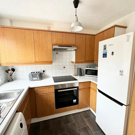 3 Bed House With Parking And Garden Near Tower Bridge Apartment *