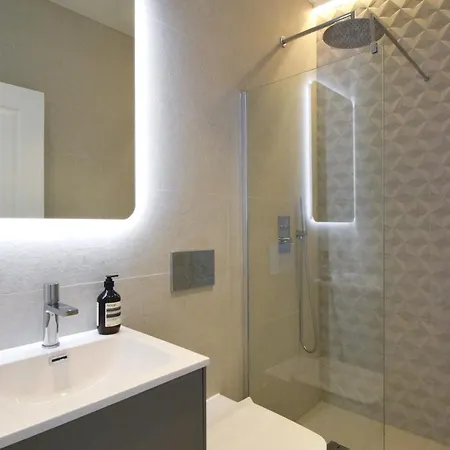 Apartment A Comfort London
