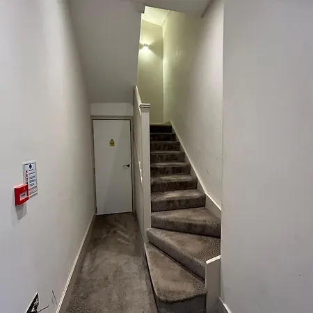 Stylish Near Wembley Stadium London