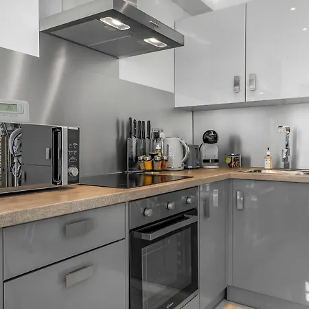 Stylish Near Wembley Stadium * London