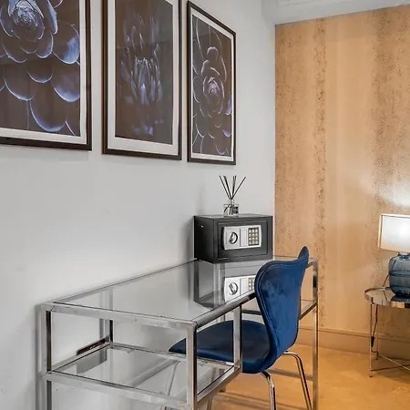 Stylish Near Wembley Stadium Apartment London