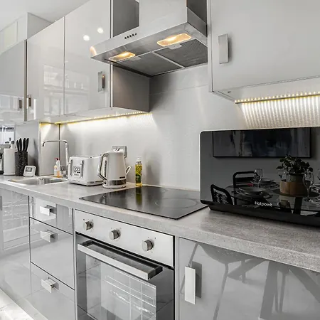 Stylish Near Wembley Stadium * London