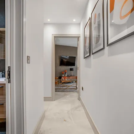 Stylish Near Wembley Stadium London