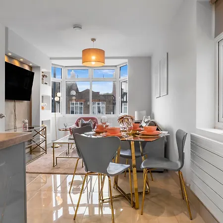 Apartment Stylish Near Wembley Stadium