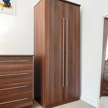 The Allcroft Apartment