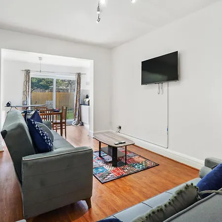 Apartment Charming Durban Road London