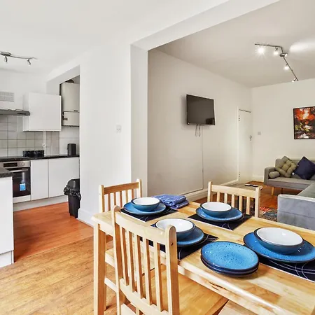 Charming Durban Road Apartment