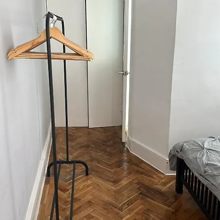 Cute & Quiet In The Heart Of Hampstead