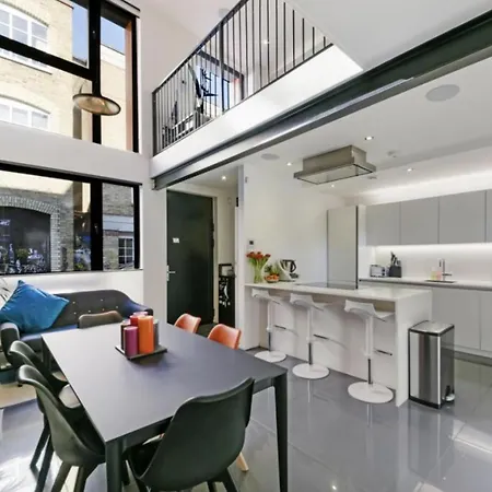 Apartment Brick House London