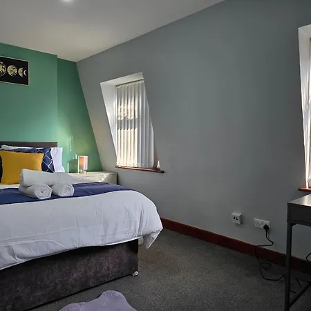 Cosy 3 Bedroom Flat Step Away From Paddington London