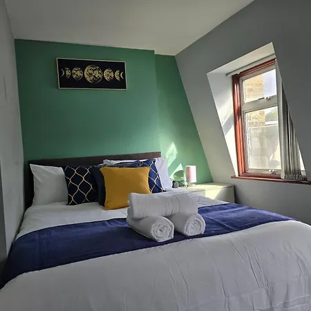 Cosy 3 Bedroom Flat Step Away From Paddington * London