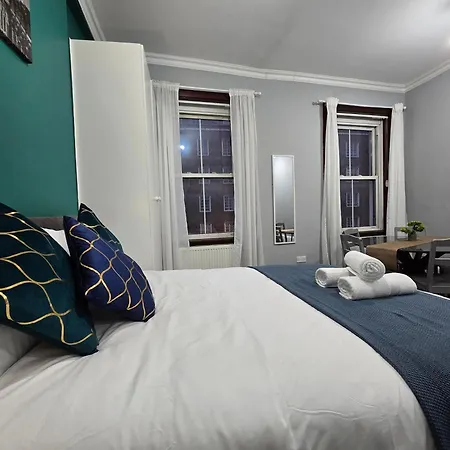 Cosy 3 Bedroom Flat Step Away From Paddington London