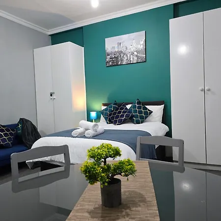 Cosy 3 Bedroom Flat Step Away From Paddington *