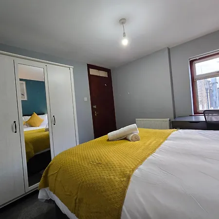 Cosy 3 Bedroom Flat Step Away From Paddington Apartment London