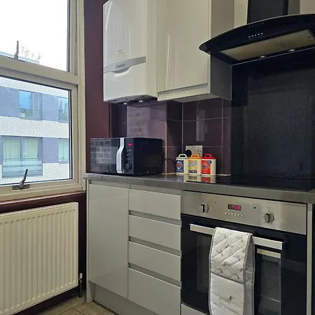 Cosy 3 Bedroom Flat Step Away From Paddington *