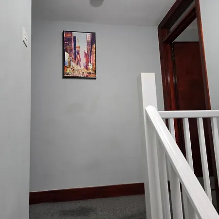 Cosy 3 Bedroom Flat Step Away From Paddington * London