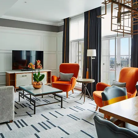 Marriott County Hall 5*