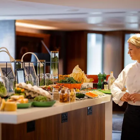 London Heathrow Marriott 4*