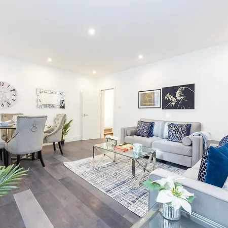 Apartment Block Of In ,long , Weekly & Monthly Offers , Contractors , Relocations , Leisure & Family *