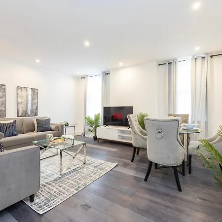 Block Of In ,long , Weekly & Monthly Offers , Contractors , Relocations , Leisure & Family *