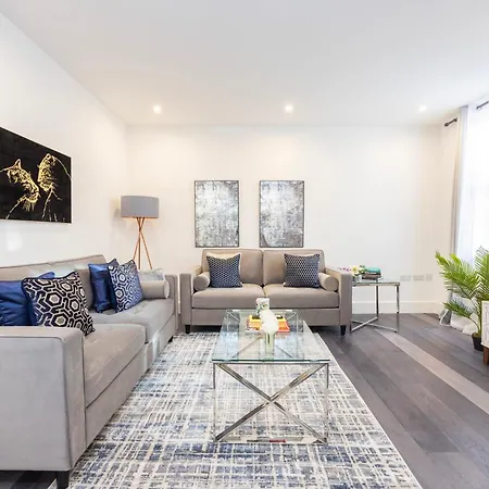 Block Of In ,long , Weekly & Monthly Offers , Contractors , Relocations , Leisure & Family Croydon