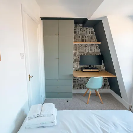 Luxury Flat In South Kensington *
