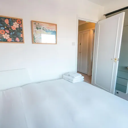Luxury Flat In South Kensington Apartment London