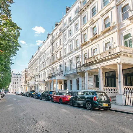 Luxury Flat In South Kensington * London