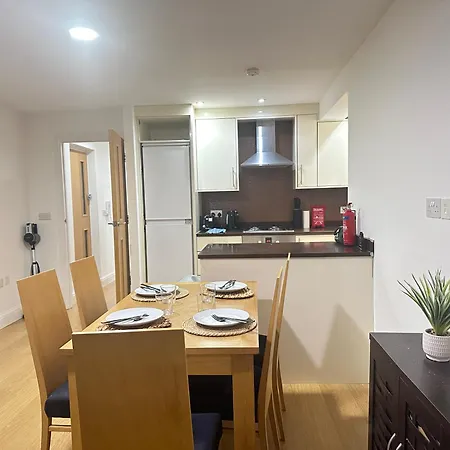 Juniper Alexandra Palace Serviced Apartments, By Edens Apartment