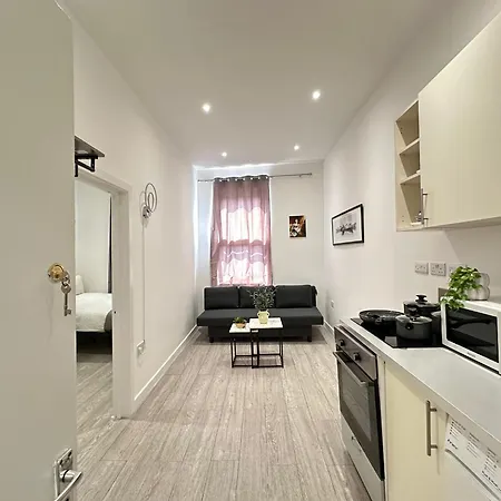 Accessible Near Central Apartment *