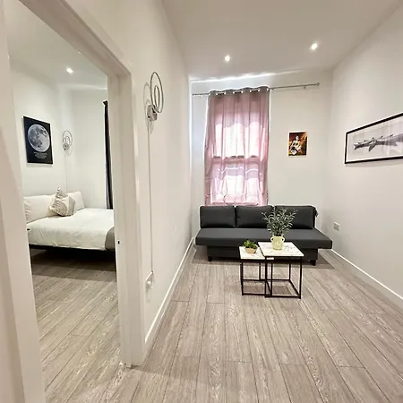 Apartment Accessible Near Central *