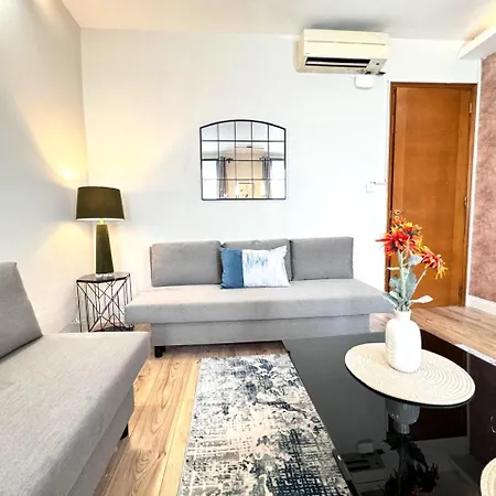 Comfortable Family Near Oxford Street Apartment London