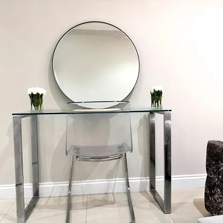 Comfortable Family Near Oxford Street Apartment *