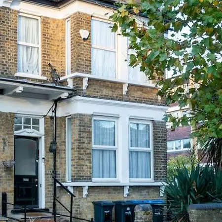 Tranquil 3br In Arnos Grove Daire *