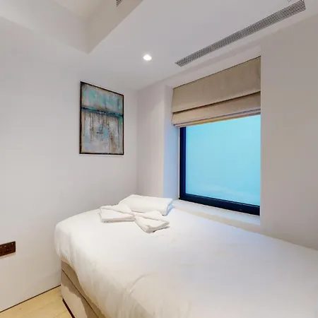 דירה Large New York Style Loft Soho לונדון