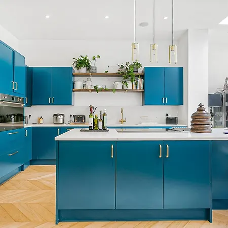 The Vicarage By Hostara Homes, A Luxury 4 Bedroom Designer In Highgate, Perfect For Families And Groups Apartment London