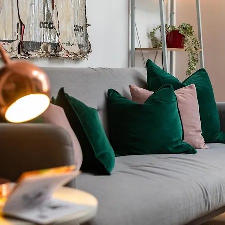 Apartment 1br Stylish Flat By Hostarahomes, Near Liverpool Street, Prime Location, Sleeps Up To 4 London