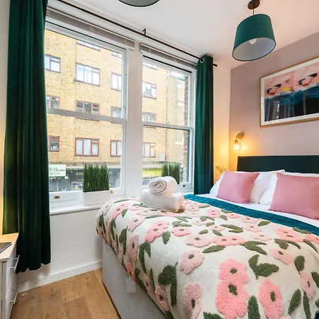 1br Stylish Flat By Hostarahomes, Near Liverpool Street, Prime Location, Sleeps Up To 4 * London