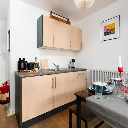 Apartment 1br Stylish Flat By Hostarahomes, Near Liverpool Street, Prime Location, Sleeps Up To 4