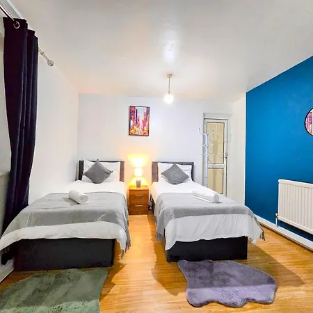 Comfy 3br Flat In The Perfect For Long *